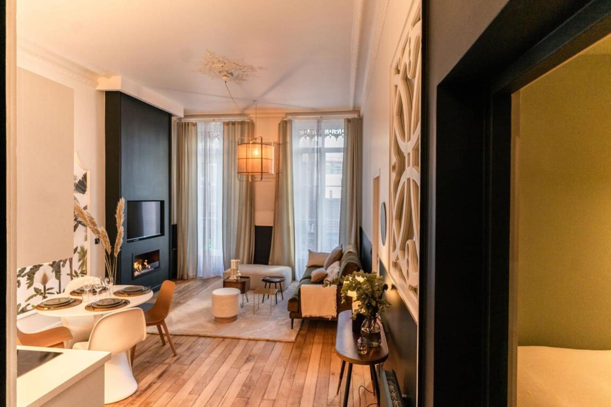 Beige Hospitalite - Coco - Hypercentre-2Chambres-Parking-Zen Сент-Этьен Экстерьер фото